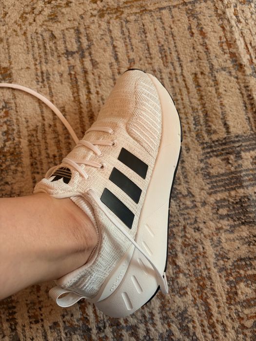 Adidas swifr run 22 pt femei  36