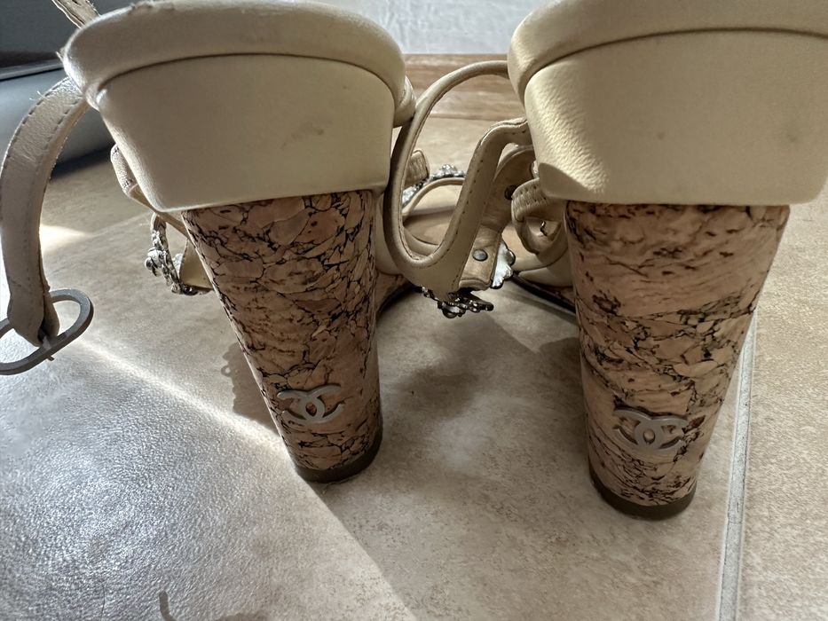 Chanel сандали 37