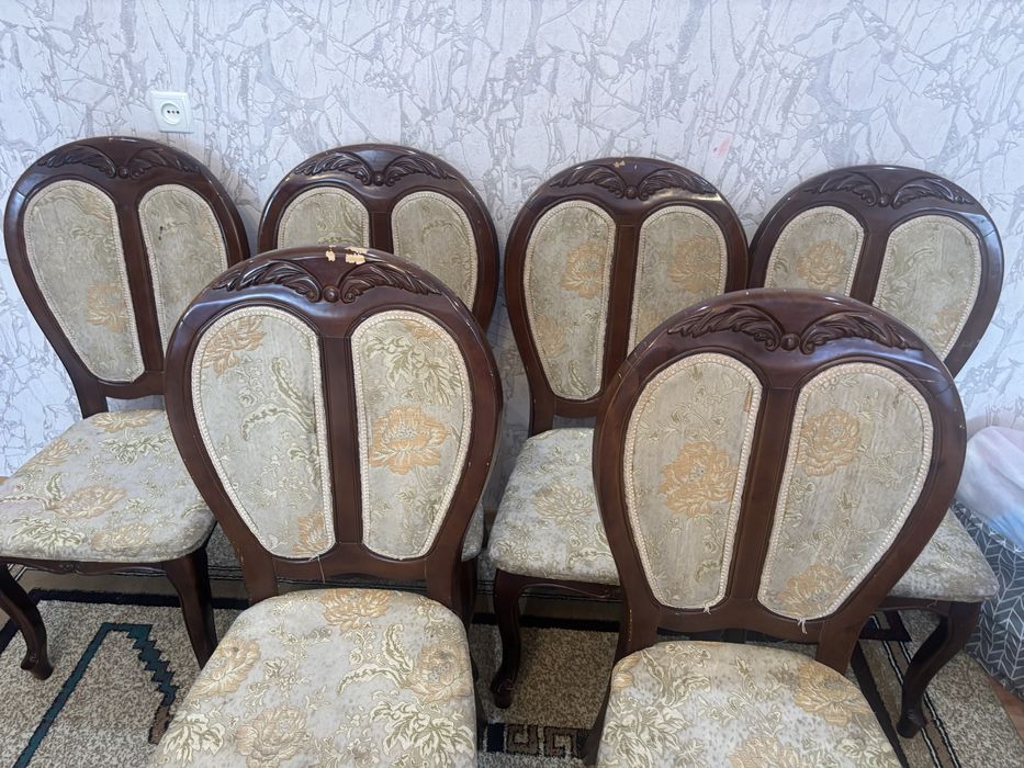 Стулья для гостиной