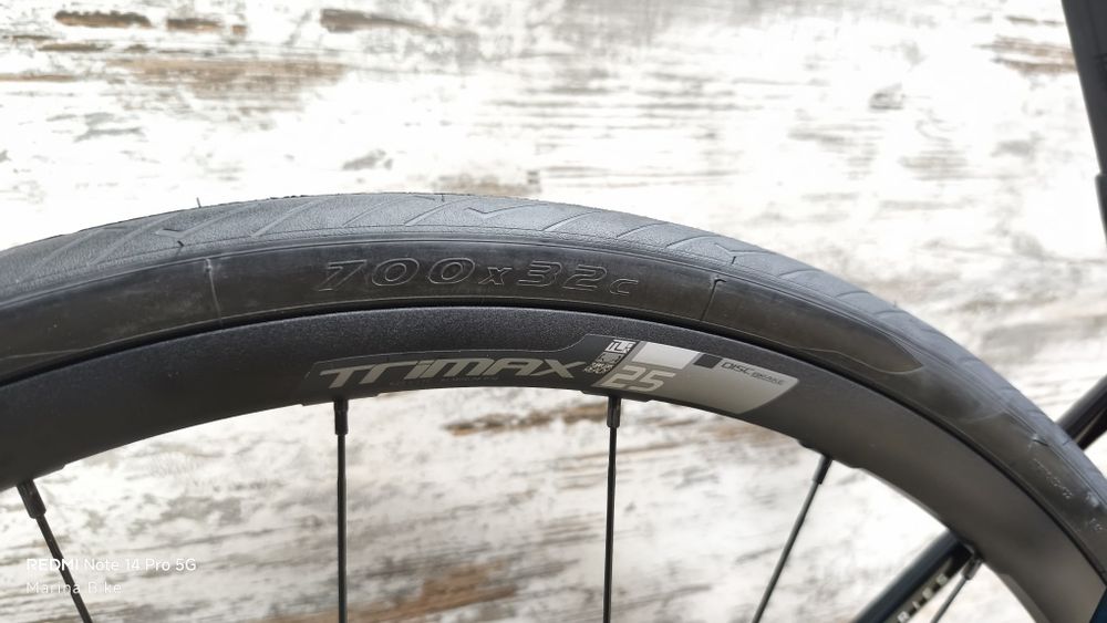 НОВ карбонов шосеен велосипед KTM Revelator Master 105 12S Trimax | 49
