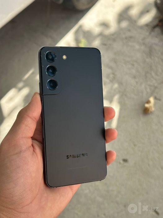 Samsung s22 8/256