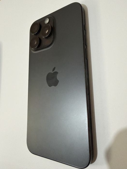 Vand iphone 15 pro max 256gb