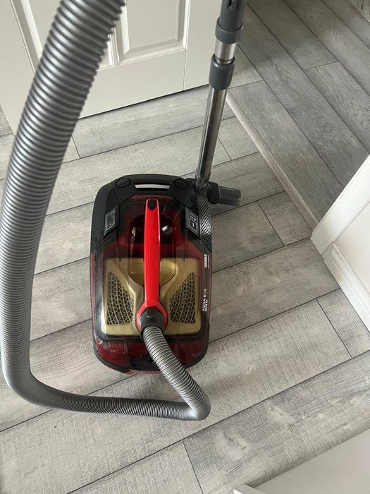 Пылесос Thomas WAVE XT AQUA-BOX