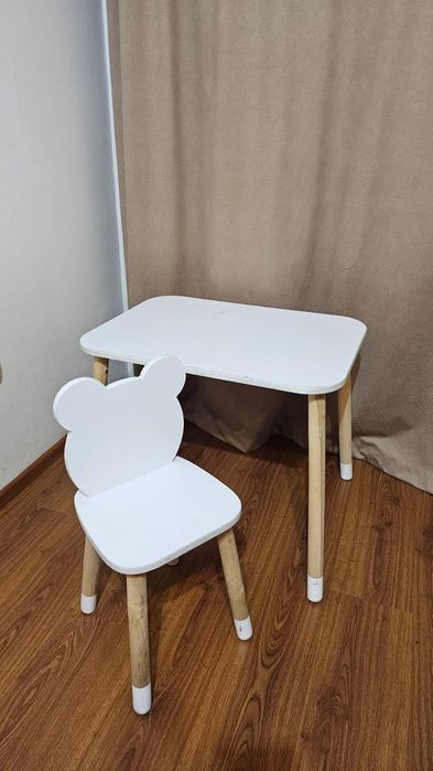 столик и стульчик