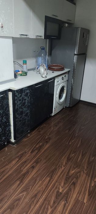 Kvartira arenda Turkiston metro 3 xona faqat Qiz va ayollarga