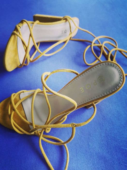 Sandale cu toc Poema