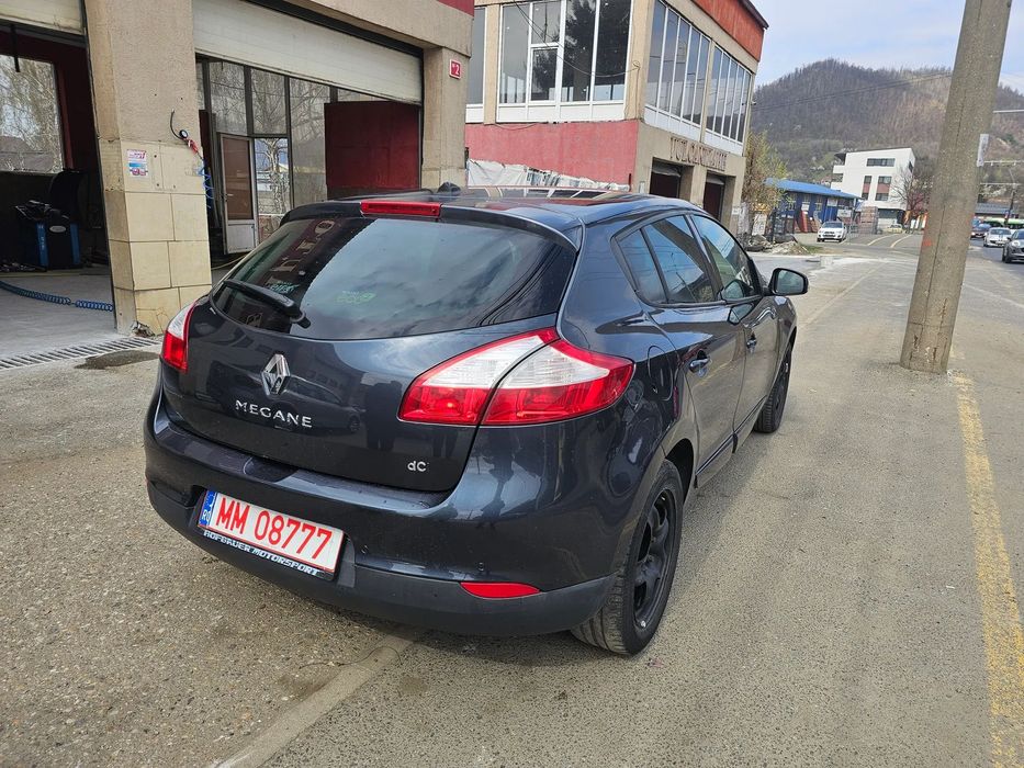 Renault Megane VANZARE IN RATE, AVANS 0. Renault Megane 1.5 dCi, BOSE, 2013, E5