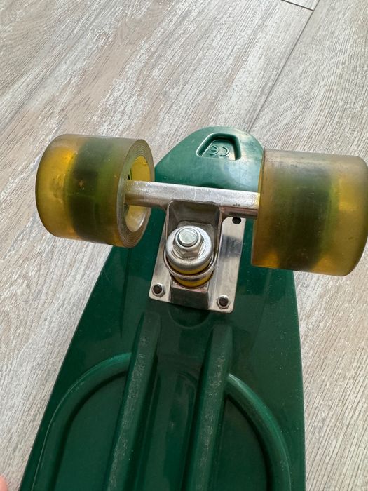 Скейтборд б/у почти новый