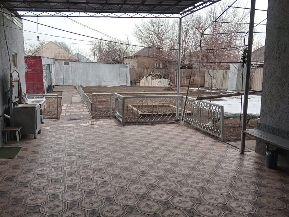 Продается дом в хорошем районе