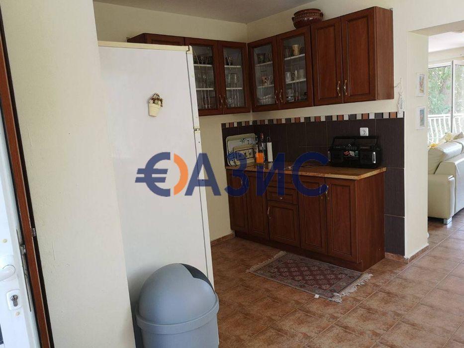 Продава се Къща в с. Горица, Област Бургас - 180 кв.м за 488 €/кв.м - Снимка #6