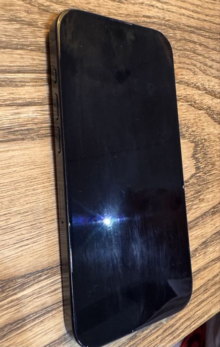 iPhone 15 Pro 256 GB - закупен от iStyle