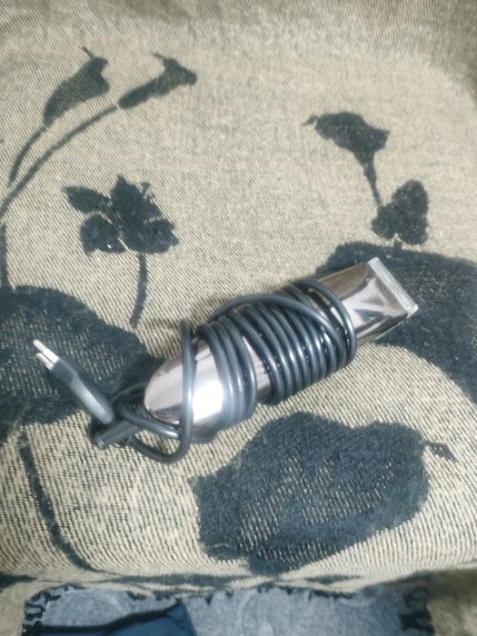 Продам машинку для бритья Cronier professional