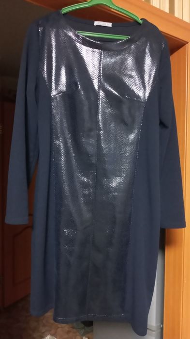 Продам платье в отличном состоянии.