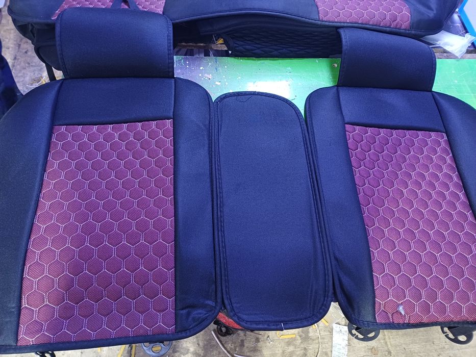 Чехлы для авто универсальные.