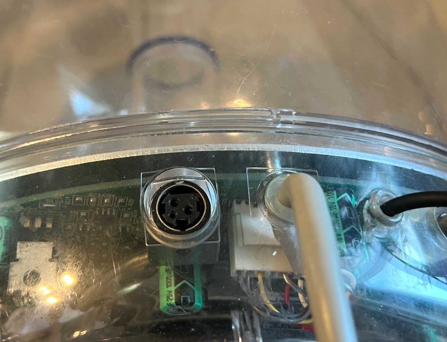 Subwoofer Harman Kardon SoundSticks II transparent defect