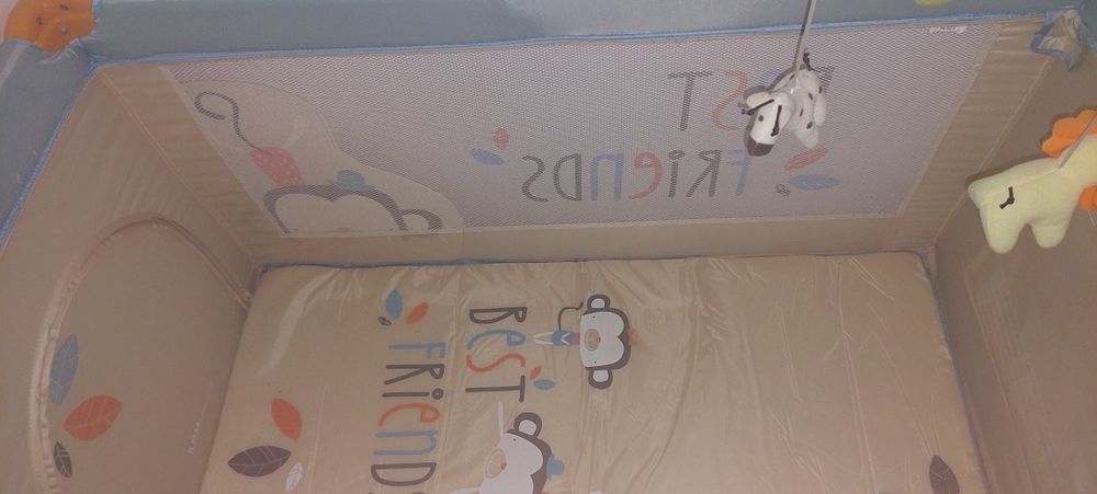 Продавам кошара за бебе