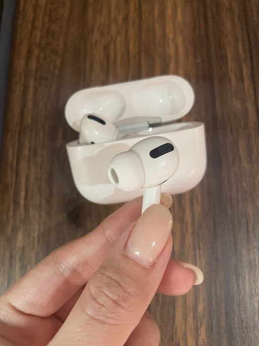 Продам airpods pro 3
