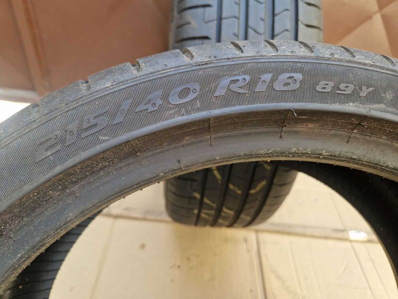 2 Pirelli R18 215/40
летни гуми
DOT1022