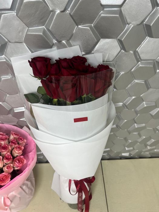 Продам 2 букета по 5 тысяч