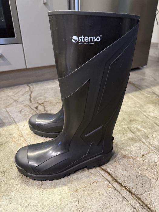 Дамски гумени ботуши,цена 15 лв.