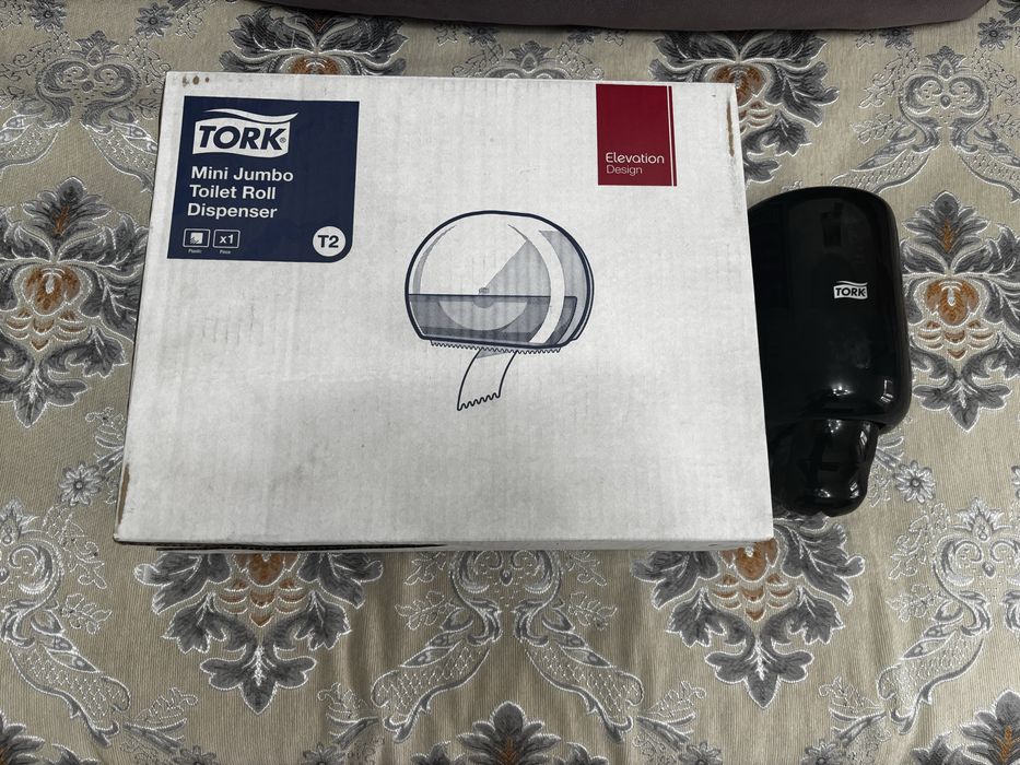 Диспансеры Tork для санузлов