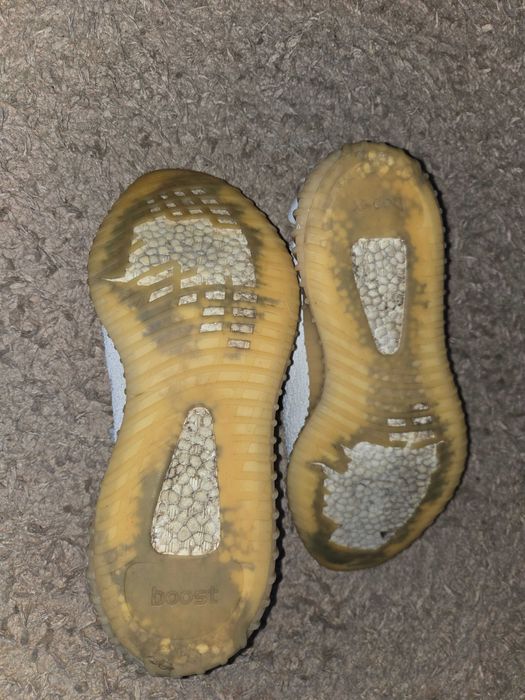 Adidas Yeezy маратонки 43 1/2