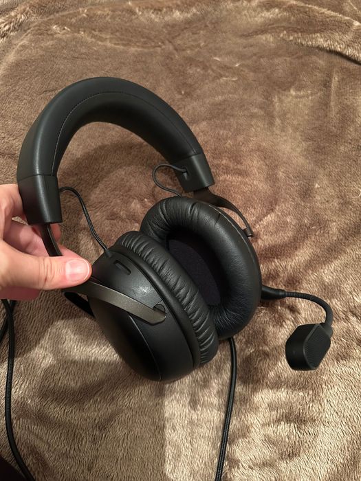 Наушники HyperX Cloud Mix III