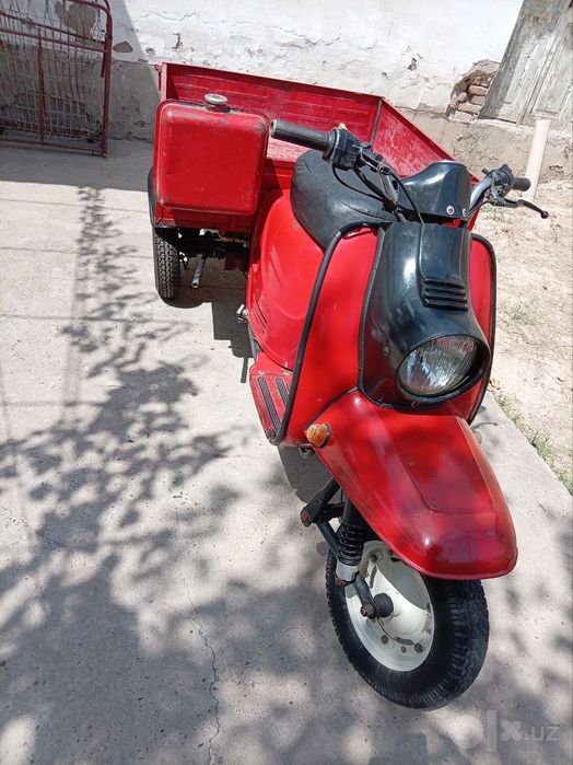 Motoroller muravey