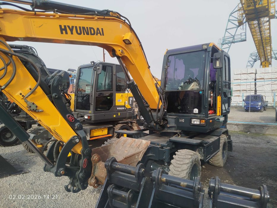 Экскаватор Hyundai hw60