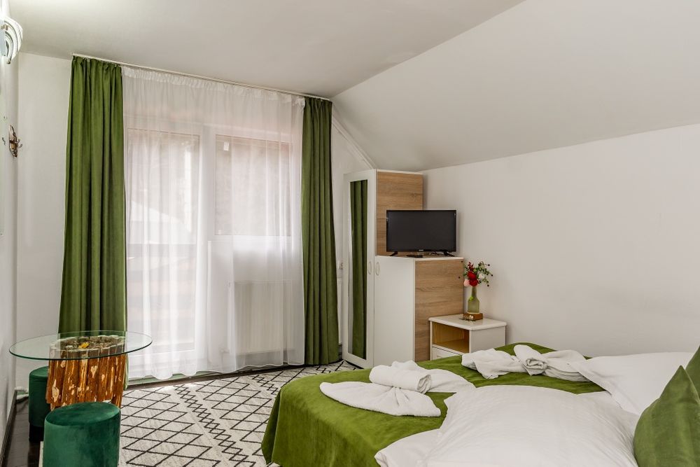 Cazare  Moieciu de Sus