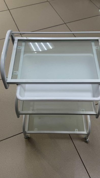 Помощник для мастера тележка