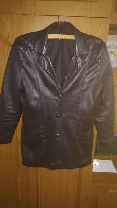 Sacou  din  piele