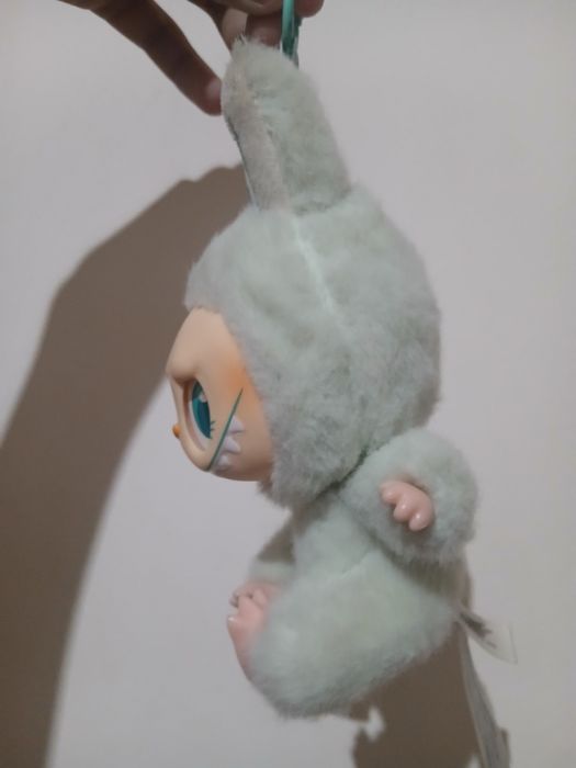 Labubu  bolalar uchun uyinchoq ilgichi mavjud buyi 15 cm