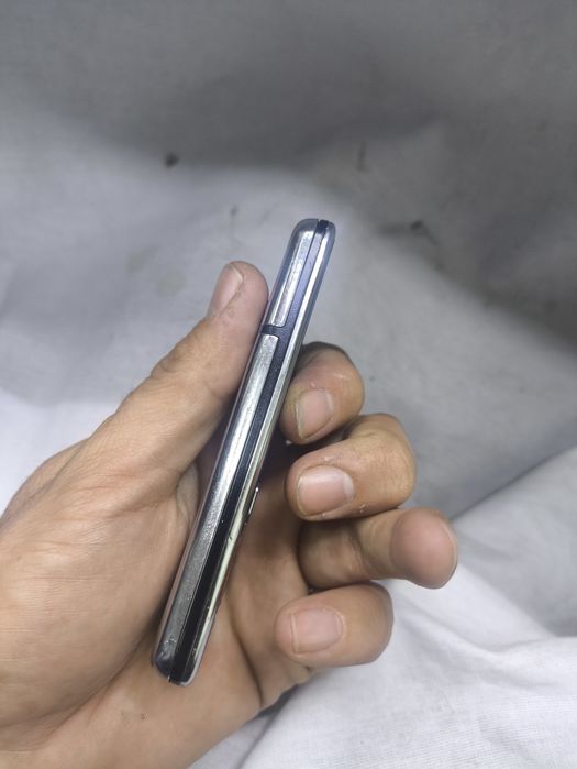 Nokia 6700 clasik rodnoy xamma joyi