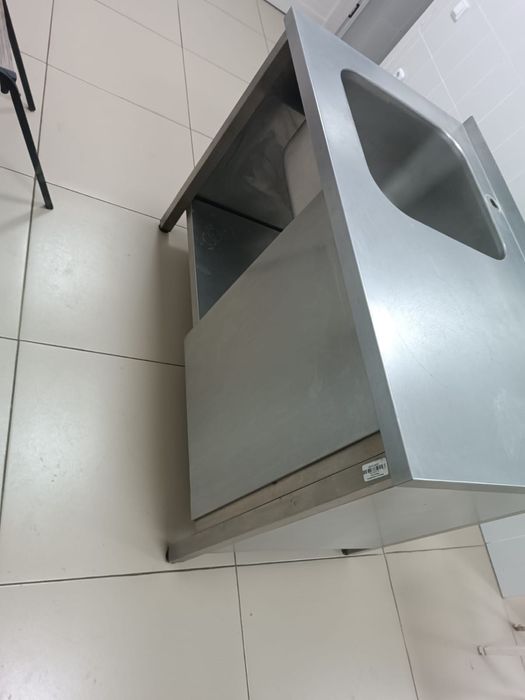 Металическая раковина