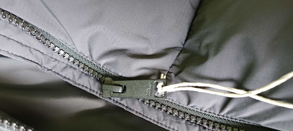 Jack Wolfskin и SuperDry елек/грейка