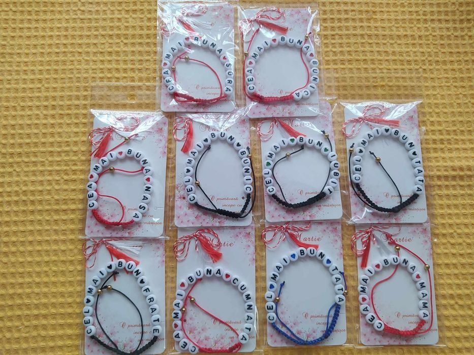 Martisoare,bratarari,pixuri,breloguri si suzete personalizate