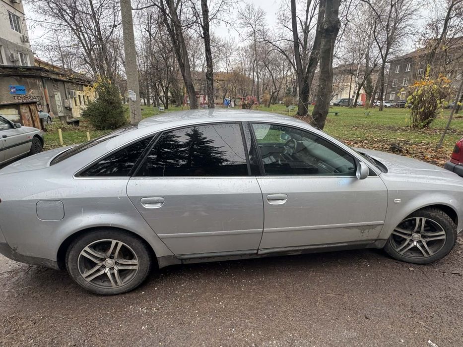Продавам audi a6