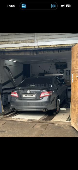 Toyota camry, 2010 года