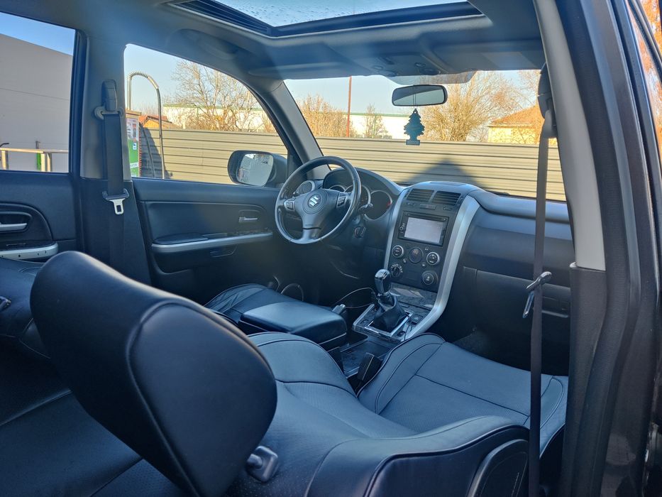 Suzuki Grand Vitara full piele trapa keyless