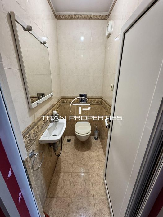 Продава се Тристаен апартамент в Бургас, Братя Миладинови - 86 кв.м за 2059 €/кв.м - Снимка #13