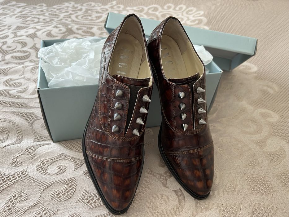 Елегантни дамски обувки Ingiliz - номер 37.