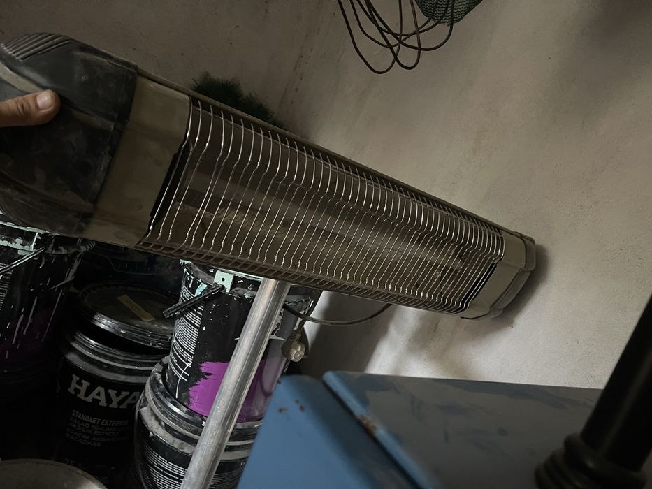 Pechka sotiladi uy isitish uchun