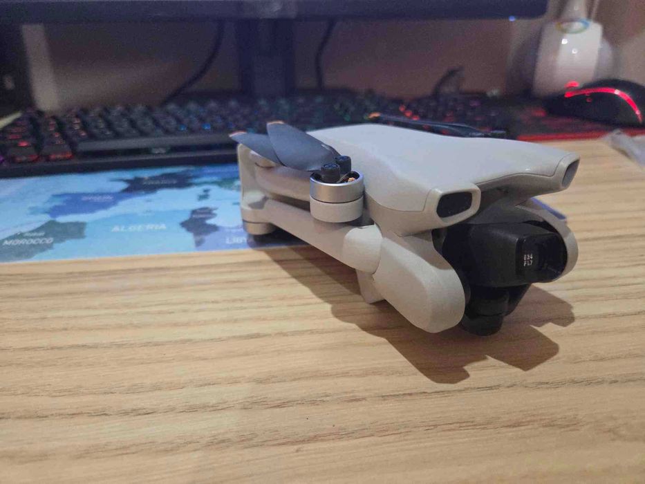 DJI Mini 3 DJI RC 128GB като нов
