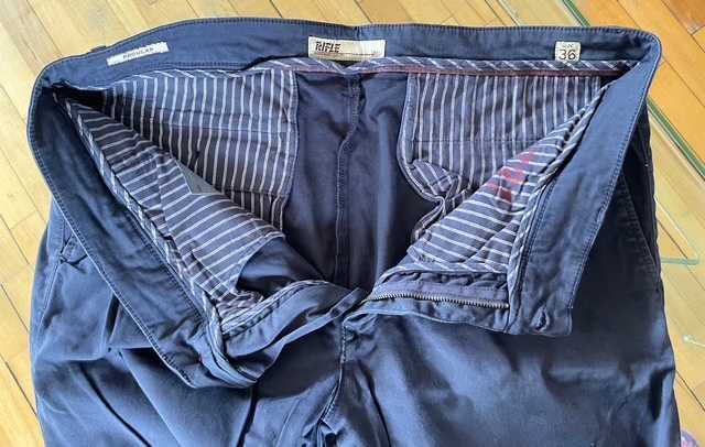 Винтидж маркови панталони, дънки и T-shirt в един лот. Размери: 36, L, XL, L/G