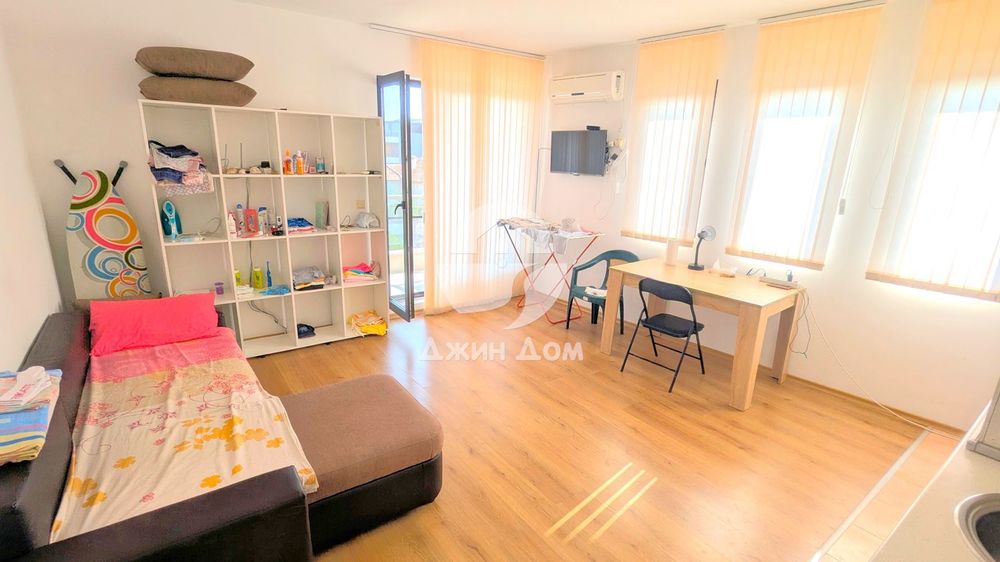 Продава се Двустаен апартамент в Бургас, Сарафово - 55 кв.м за 1910 €/кв.м - Снимка #1