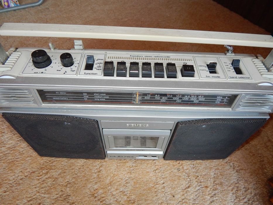 Радиокасетофон siemens club 764