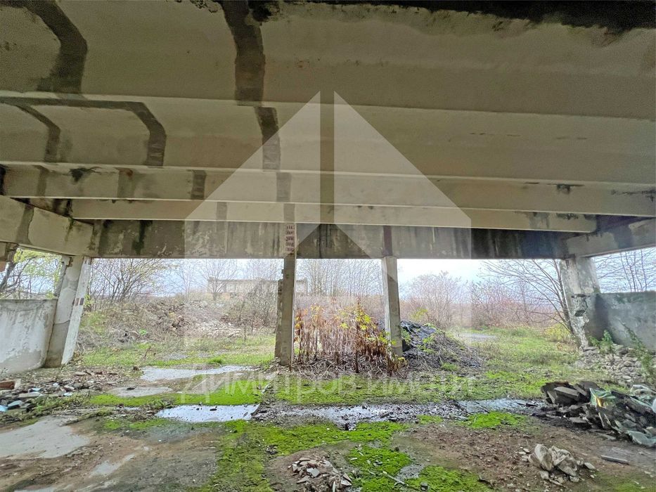 Продава се Склад в с. Никола Козлево, Област Шумен - 610 кв.м за 210 €/кв.м - Снимка #1