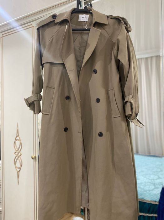 Срочно продам плащ тренчи