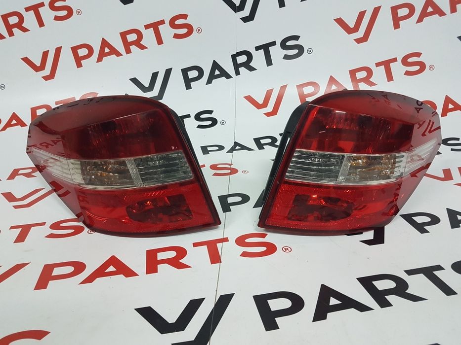 Renault Laguna III 3 фар фарове стоп стопове комби броня